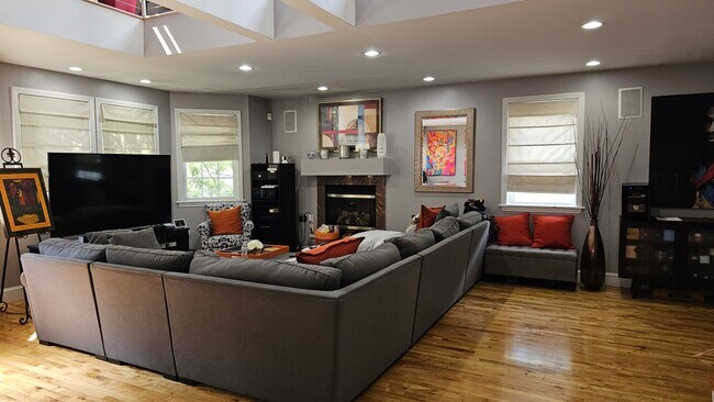 Photo - 133 Cedar St Unit 2