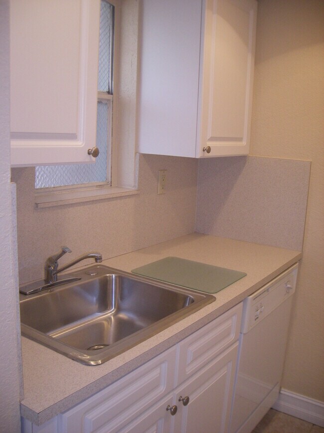 Photo - 633 S Royal Poinciana Blvd Unidad 328