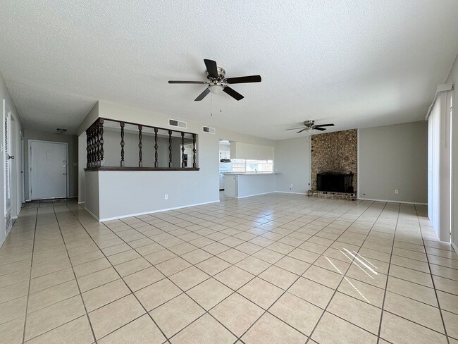Photo - 10200 Galahad Way