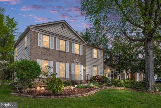 Photo - 6917 Stoneybrooke Ln