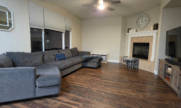 Photo - 1109 Europena Dr