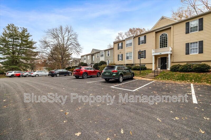 Photo - 1504 Villa Terrace - Unit A