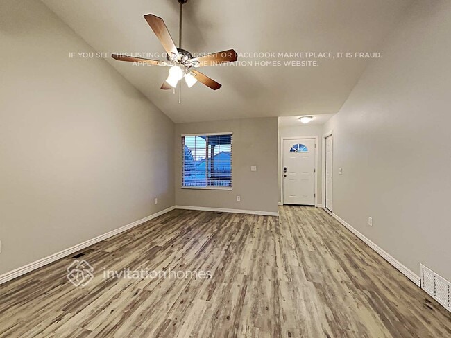 Photo - 5554 Kingsboro Dr