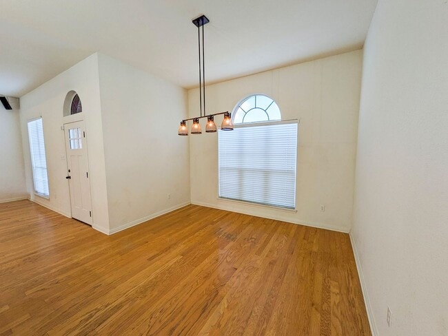 Photo - 7647 Rosewood Dr