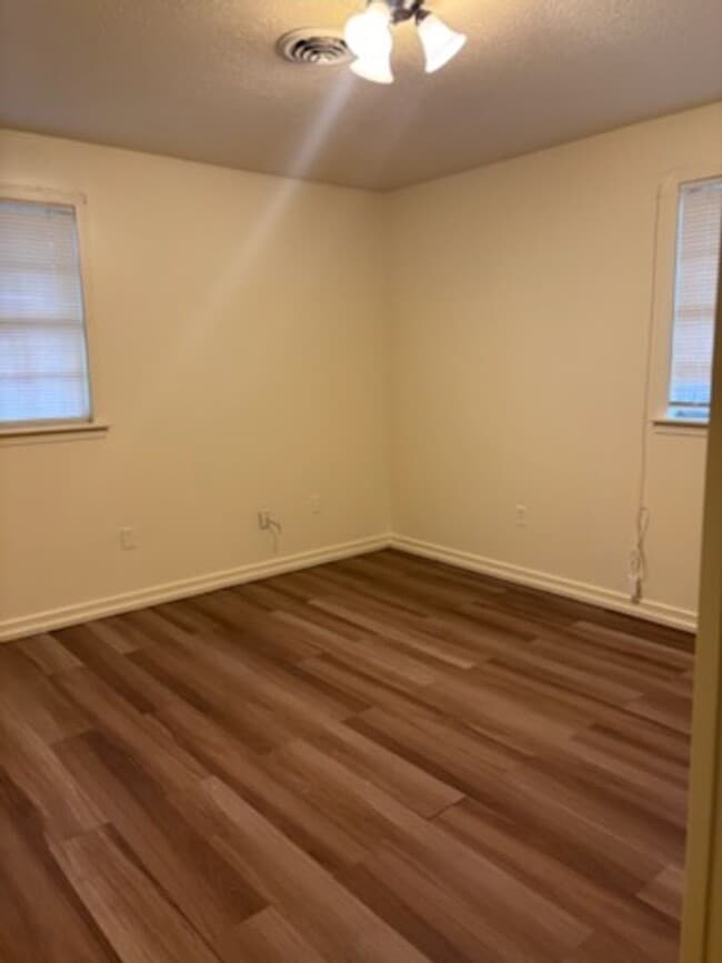 Photo - 3125 Bienville Dr