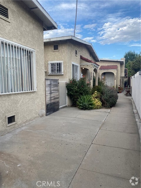 Building Photo - 1132 Mariposa Ave Rental