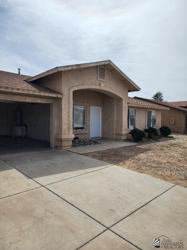 Building Photo - 11239 E 24th Pl