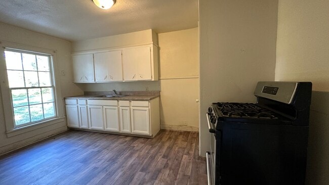Photo - Cute 3 bedroom home!