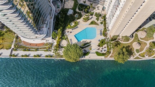 Photo - 2451 Brickell Ave Unidad PH