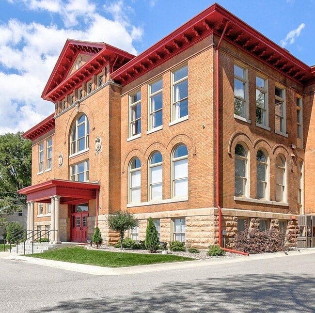 Pierce School Lofts