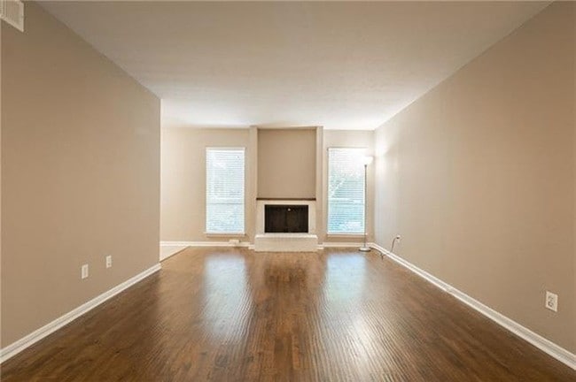 Photo - 4112 Bowser Ave Unit 107