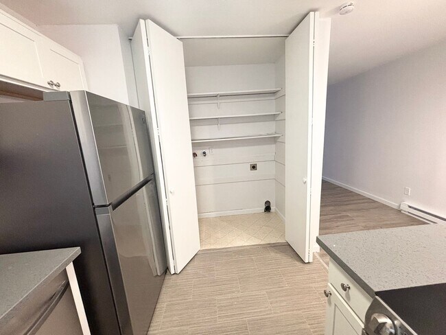 Photo - LA1545* - A Unit 1932