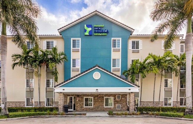 Furnished Studio-Fort Lauderdale - Airport - West