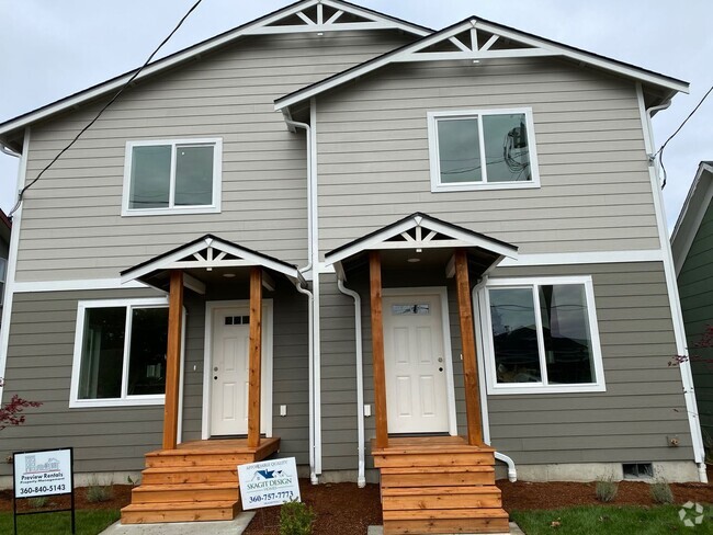 Building Photo - Gemmer Duplex Unit 141 Rental