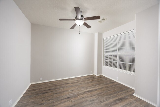 Photo - 24711 Gemstone Cove Ct