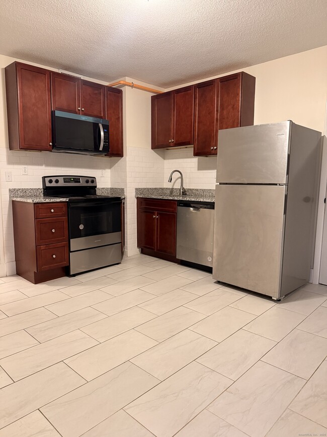 Photo - 50 Washington St Unit 2