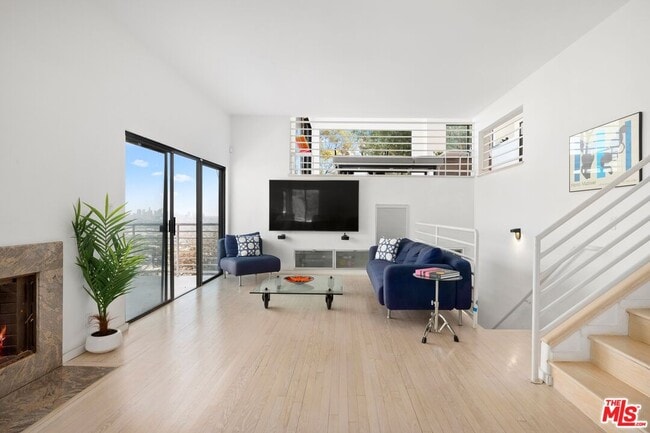 Photo - 8546 Hillside Ave