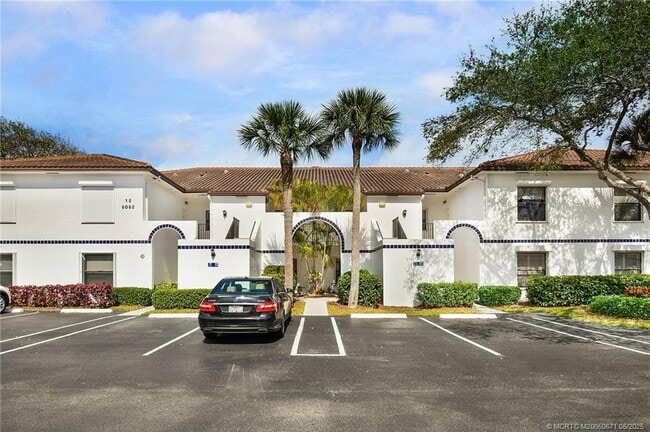 Photo - 6062 SE Landing Way Condo Unit 3