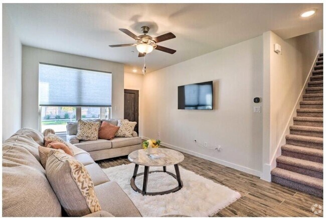 Building Photo - 2500 Forest Creek Dr Rental