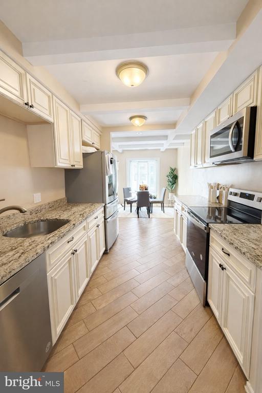 Photo - 5439 Richenbacher Ave