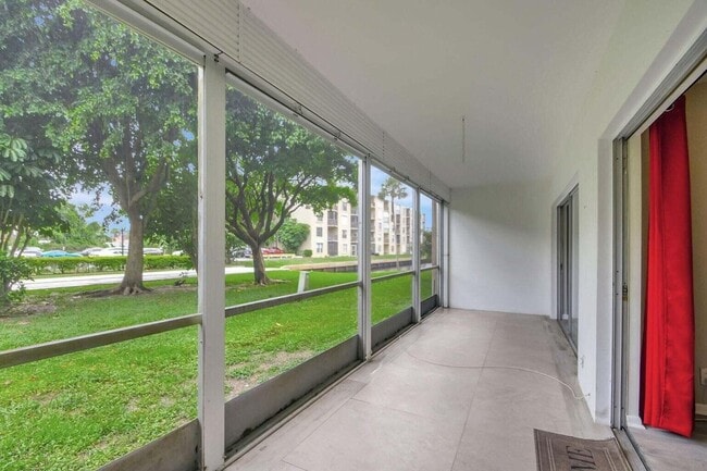 Building Photo - 200 Waterway Dr S Unit 102
