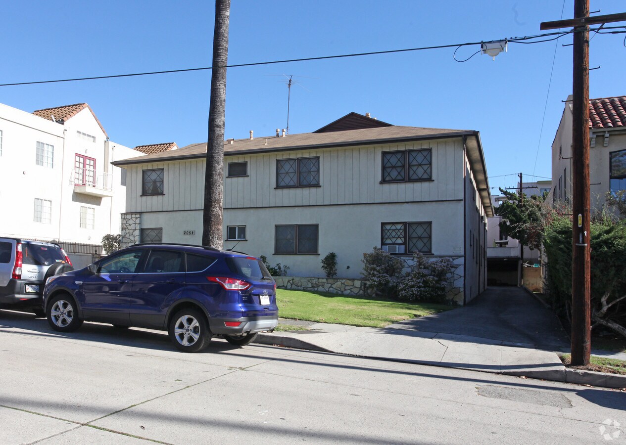 Photo - 2054 Dracena Dr