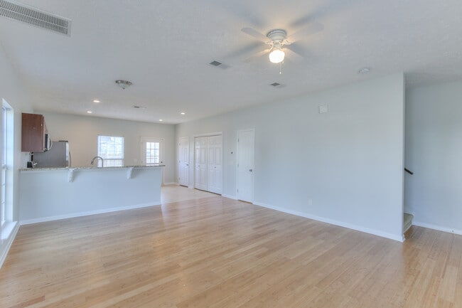 Photo - 3052 RG Buchanan Dr