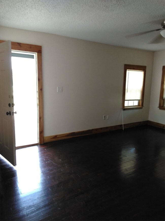 Photo - 702 S Lee St Unit 1