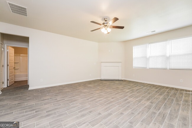 Photo - 3811 River Rock Rd