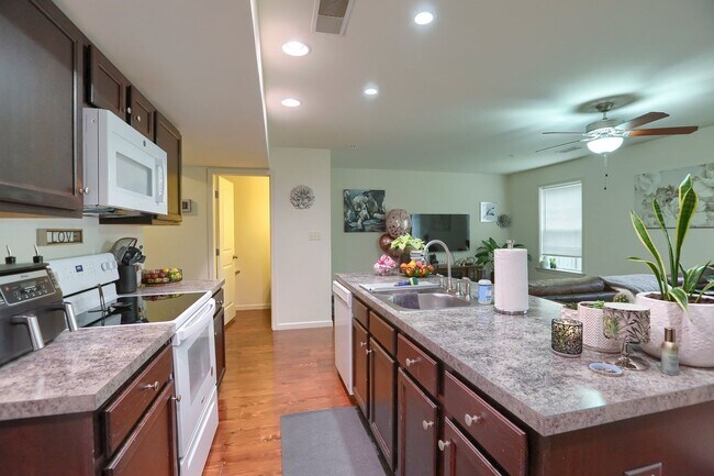 Photo - 2 Bedroom townhome