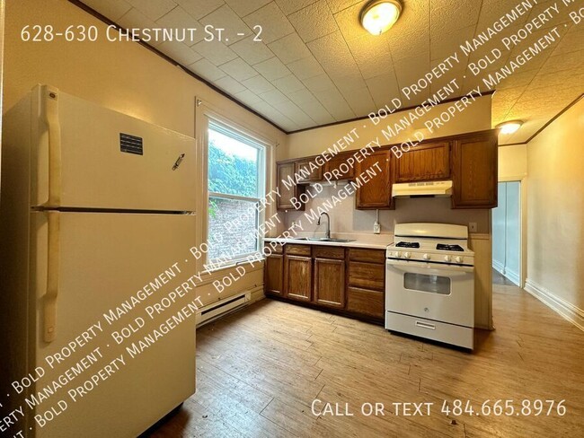 Building Photo - 628-630 Chestnut St.-2 Unit 2