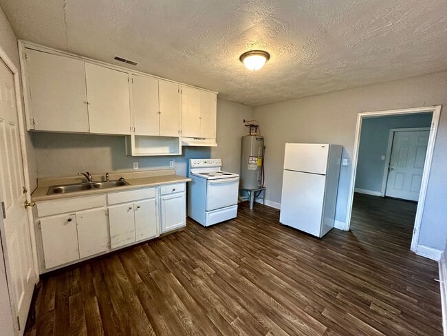 Photo - 706 Miller Rd Unit 706 B