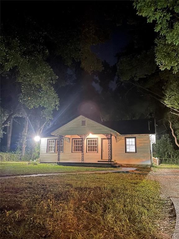 Photo - 615 Mohawk St