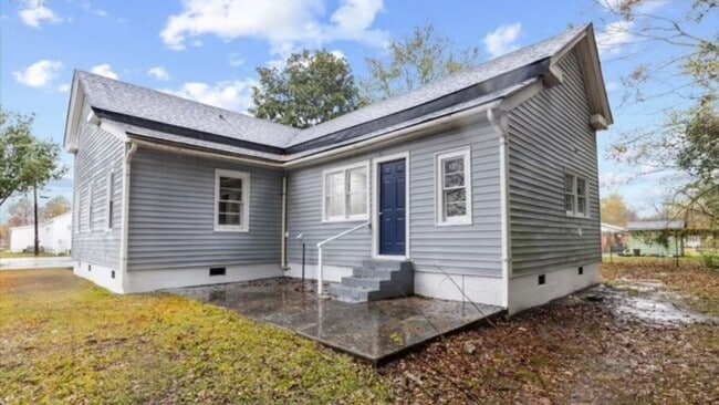 Photo - Three Bedroom Home!