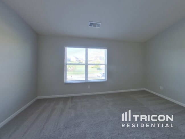 Photo - 2245 Bee Hive Dr