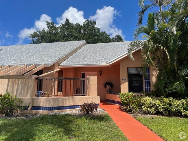 Building Photo - 10798 Waterberry Dr Rental