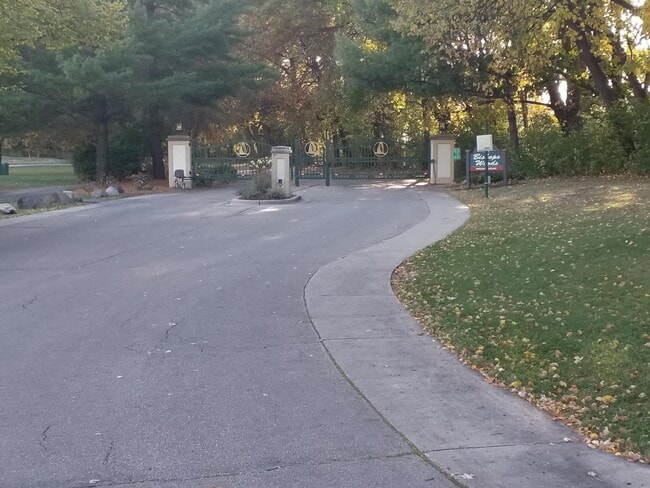 Photo - 4582 Bishops Ct