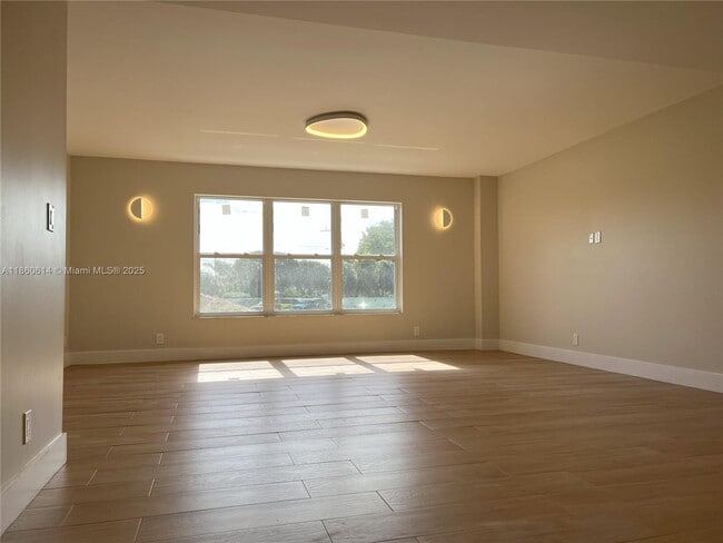 Photo - 1881 Middle River Dr Unit 207