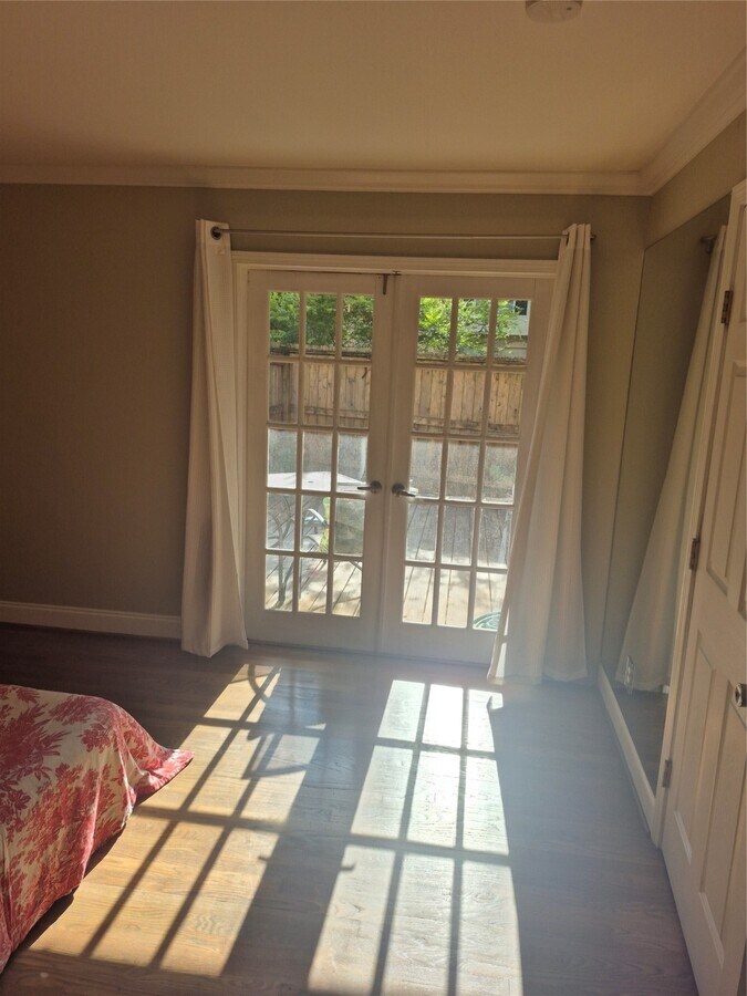 Photo - 1601 S Shepherd Dr Condo Unit 102
