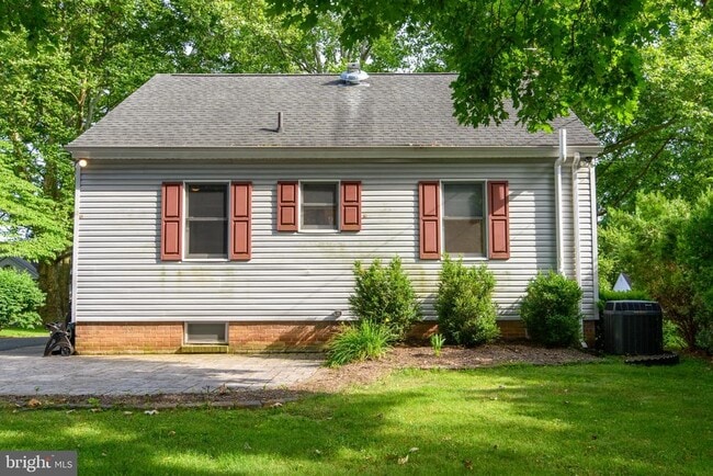 Photo - 3205 Cambridge Cir