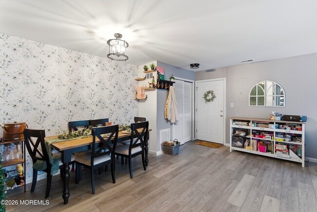 Photo - 65 Briarwood Ct