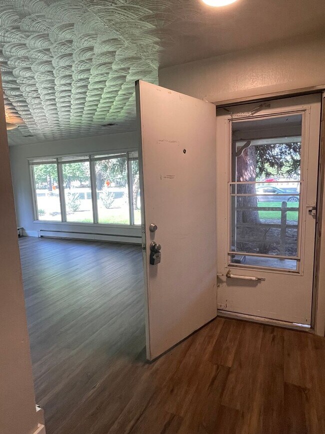 Photo - STUDENTS WELCOME! Sprawling Ranch Style 3 Bedroom 3 Bath Home w/ finished basement in Midtown For...