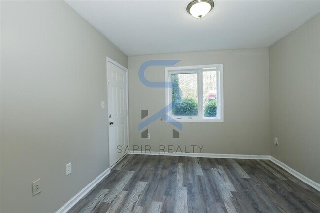 Photo - 166 Anderson Ave NW Unit B07