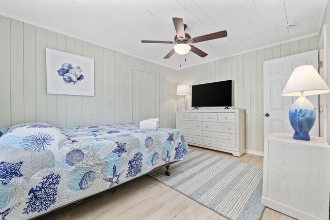 Photo - Gorgeous Totally Remodeled 3/2 in Garden C...