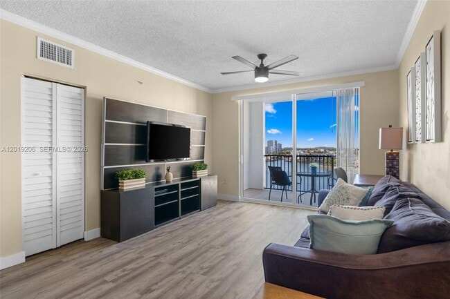 Photo - 17150 N Bay Rd Unit 2908