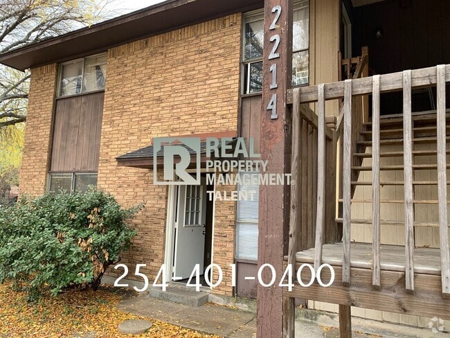 Building Photo - 2214 Saulsbury Dr Unit A Rental