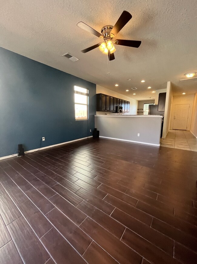 Photo - 4011 Sierra Alta Ave NE
