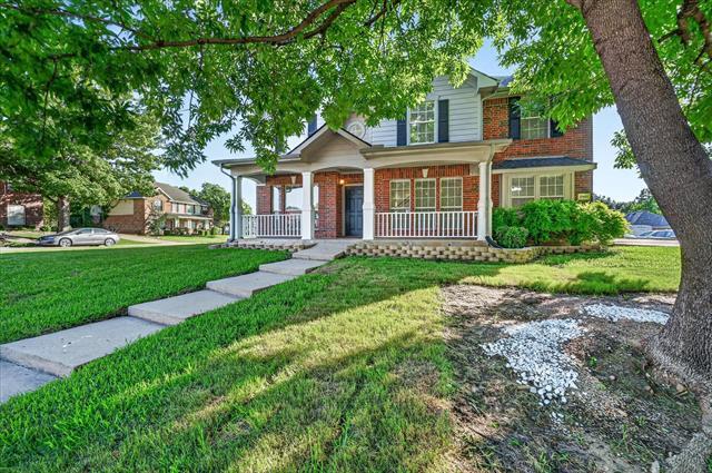 Photo - 2901 St Charles Dr