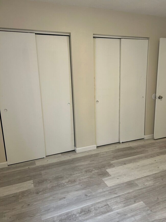 Photo - 1121 S 23rd St Unidad (27) 1123 S 23rd