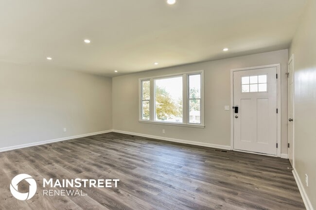Photo - 1810 Willow Springs Dr